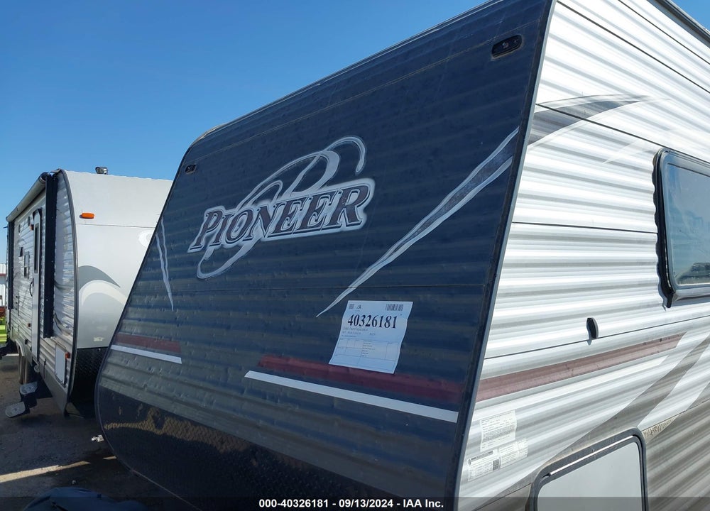 2017 HEARTLAND PIONEER BH270 VIN: 5SFPB3125HE333932