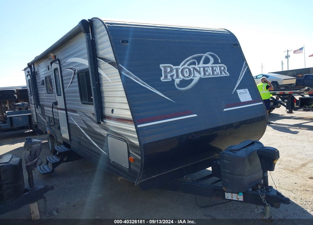 2017 HEARTLAND PIONEER BH270 VIN: 5SFPB3125HE333932