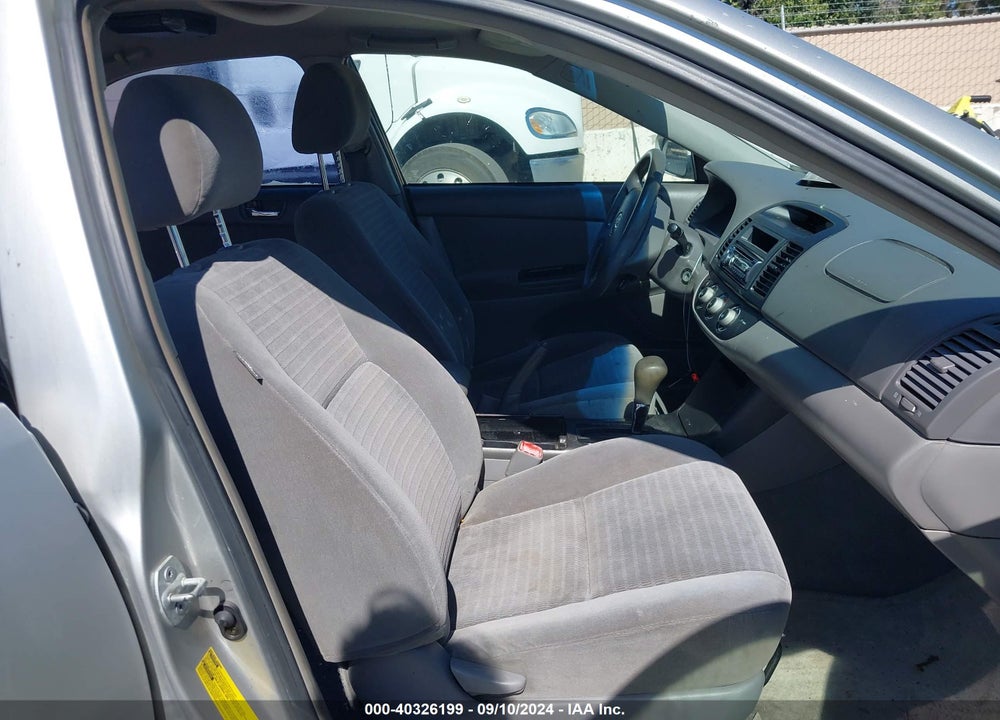 2005 TOYOTA CAMRY LE V6 VIN: 4T1BF30K55U593506