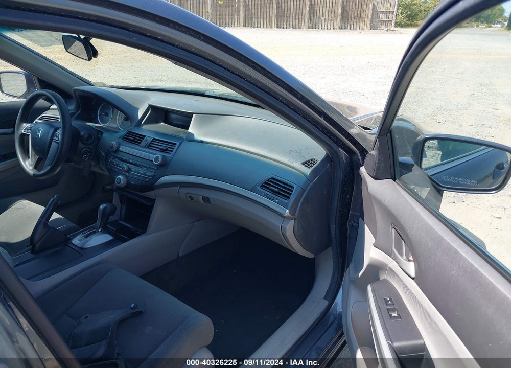2010 HONDA ACCORD 2.4 EX VIN: 1HGCP2F78AA099818