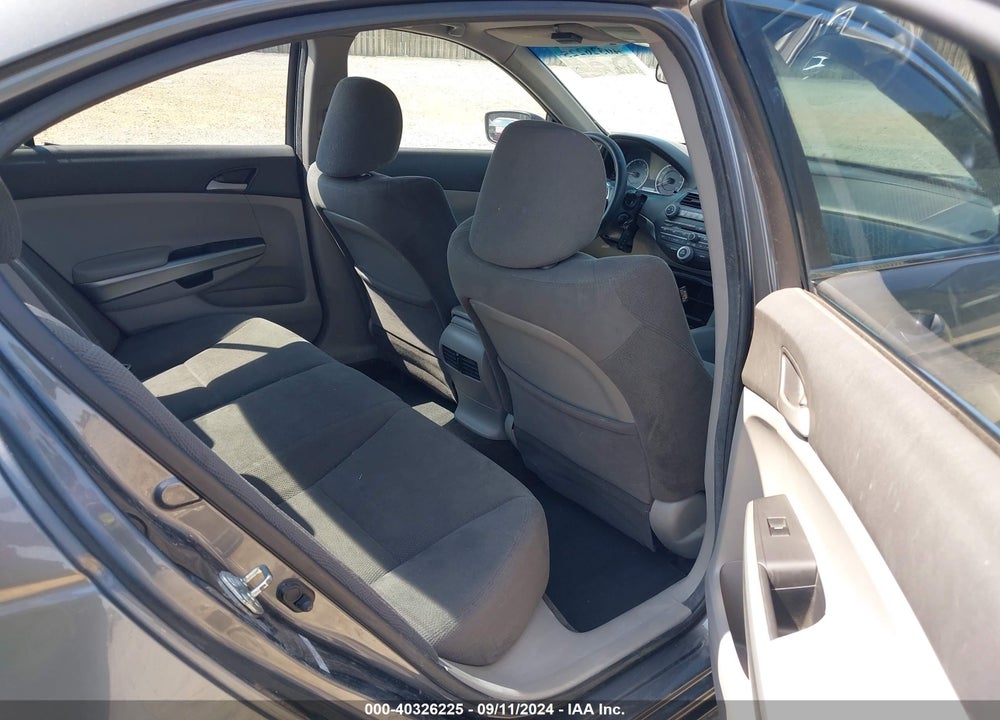 2010 HONDA ACCORD 2.4 EX VIN: 1HGCP2F78AA099818
