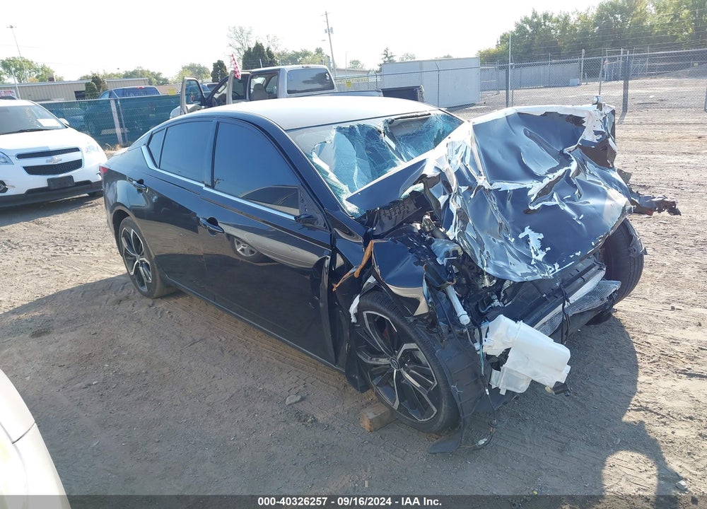 2023 NISSAN ALTIMA SR FWD VIN: 1N4BL4CV7PN303214