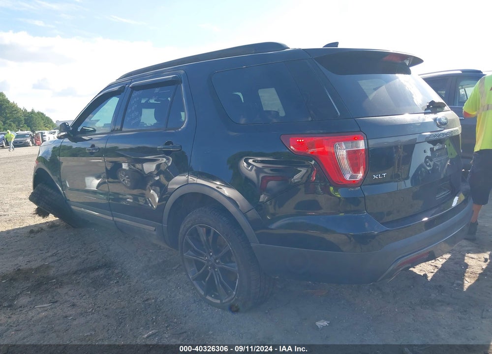 2017 FORD EXPLORER XLT VIN: 1FM5K8D85HGE02240
