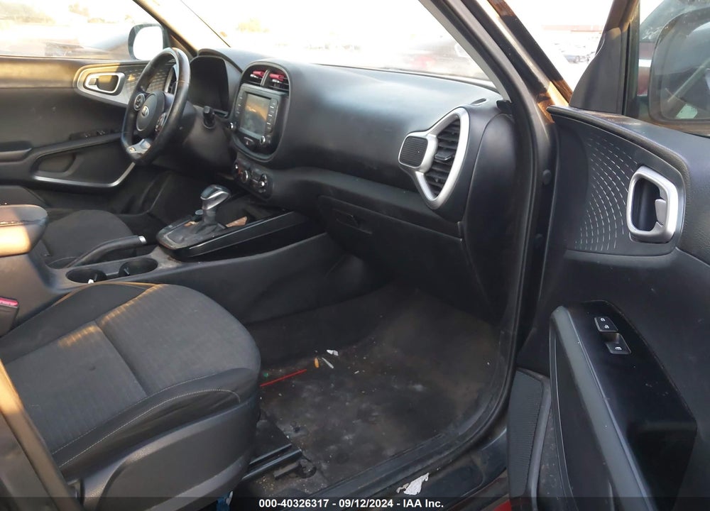 2020 KIA SOUL GT LINE VIN: KNDJ63AU9L7013184