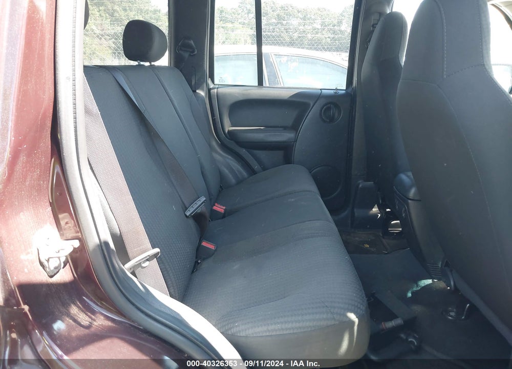 2004 JEEP LIBERTY SPORT VIN: 1J4GL48K94W261319