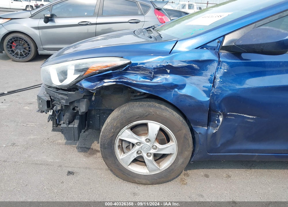 2015 HYUNDAI ELANTRA SE VIN: 5NPDH4AE4FH645306