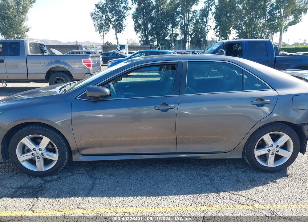 2014 TOYOTA CAMRY SE VIN: 4T1BF1FK6EU377921