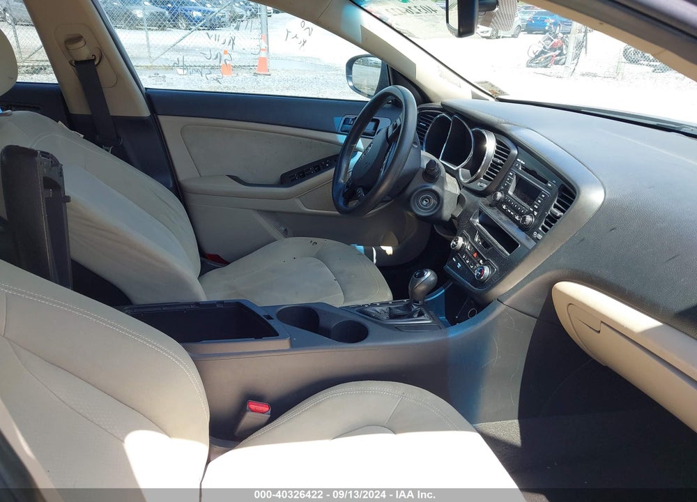 2011 KIA OPTIMA LX VIN: KNAGM4A77B5122363
