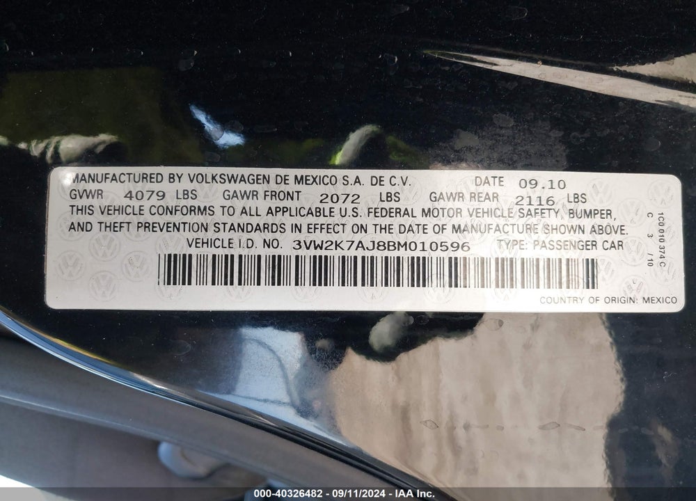 2011 VOLKSWAGEN JETTA 2.0L S VIN: 3VW2K7AJ8BM010596