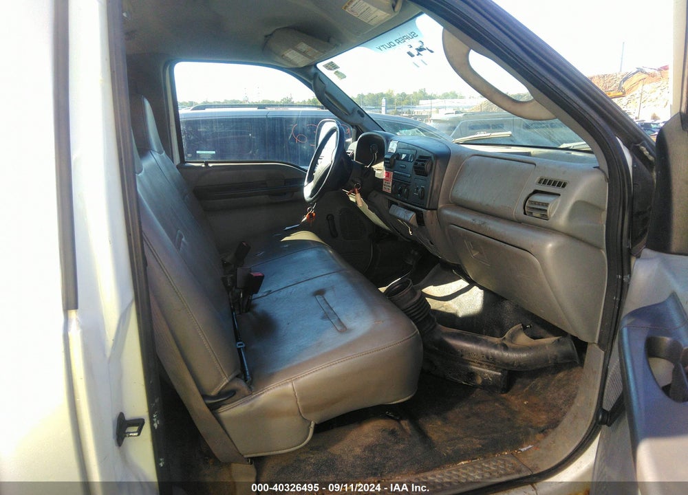 2007 FORD F-250 XL/XLT VIN: 1FTNF21587EA25896