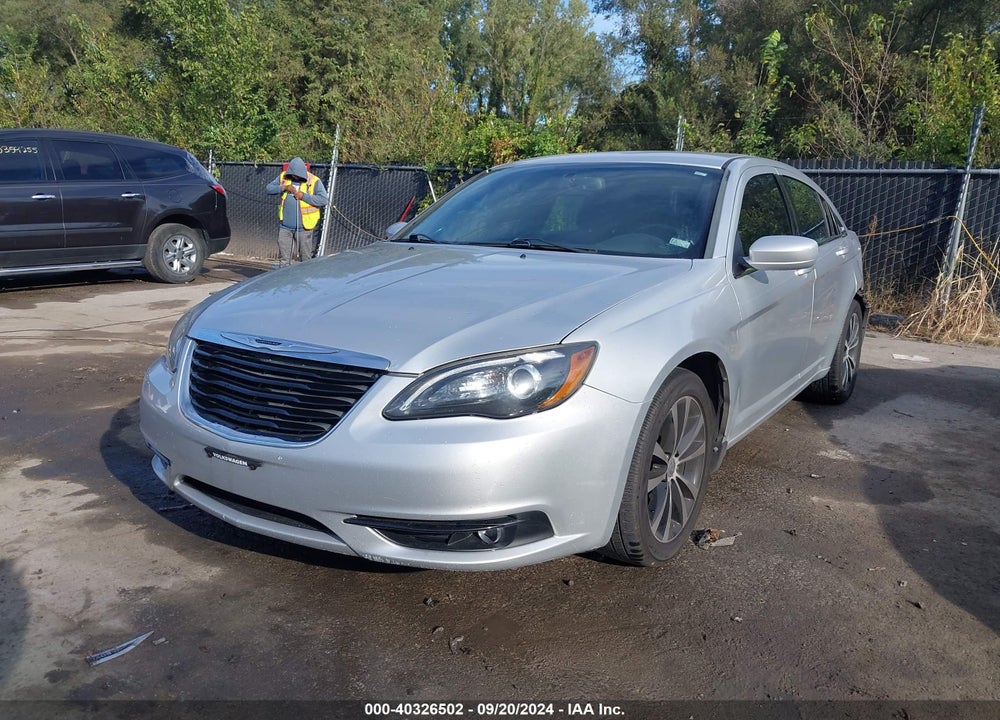 2012 CHRYSLER 200 S VIN: 1C3CCBHG3CN150259