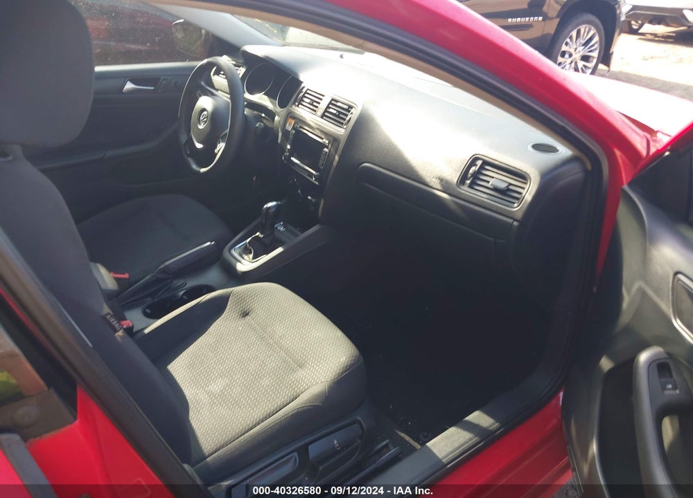 2015 VOLKSWAGEN JETTA 2.0L S VIN: 3VW2K7AJ5FM420651