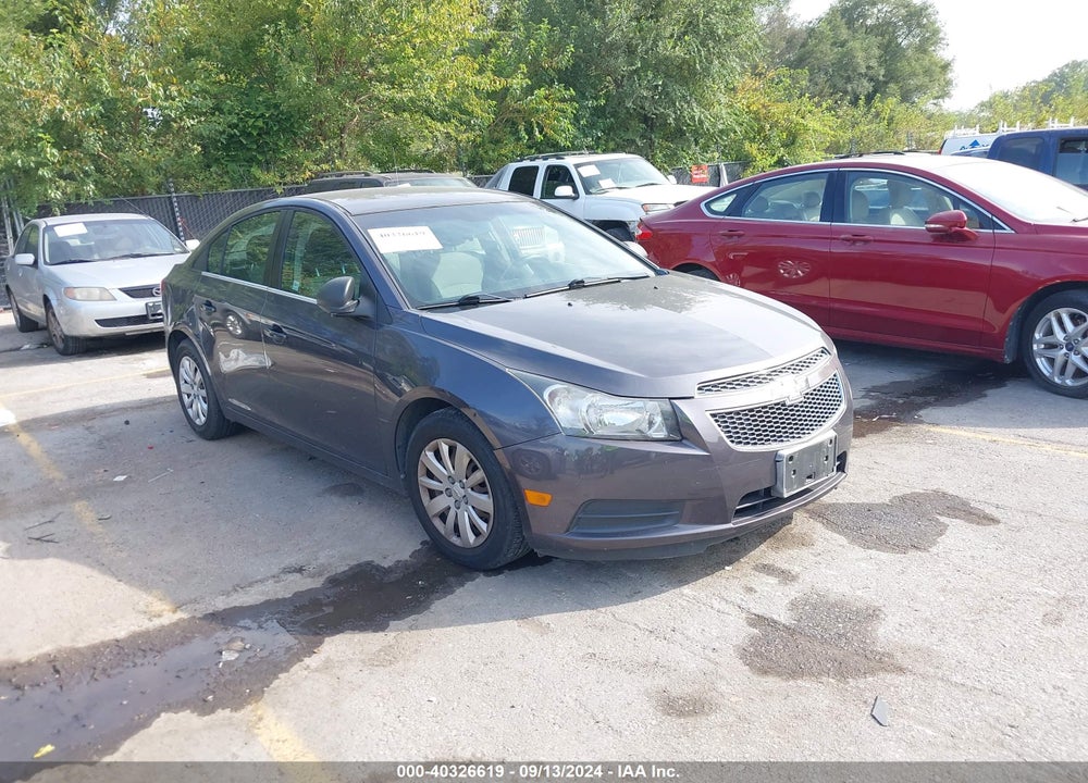 2011 CHEVROLET CRUZE LS VIN: 1G1PC5SH7B7171837