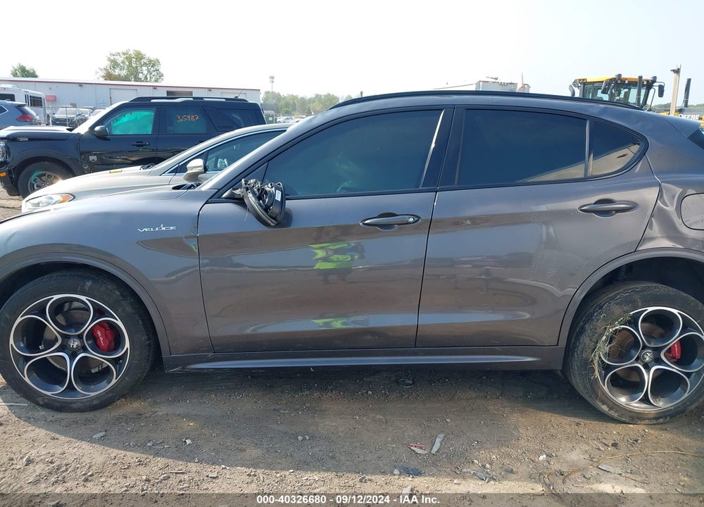 2022 ALFA ROMEO STELVIO VELOCE TI AWD VIN: ZASPAKBN3N7D24243