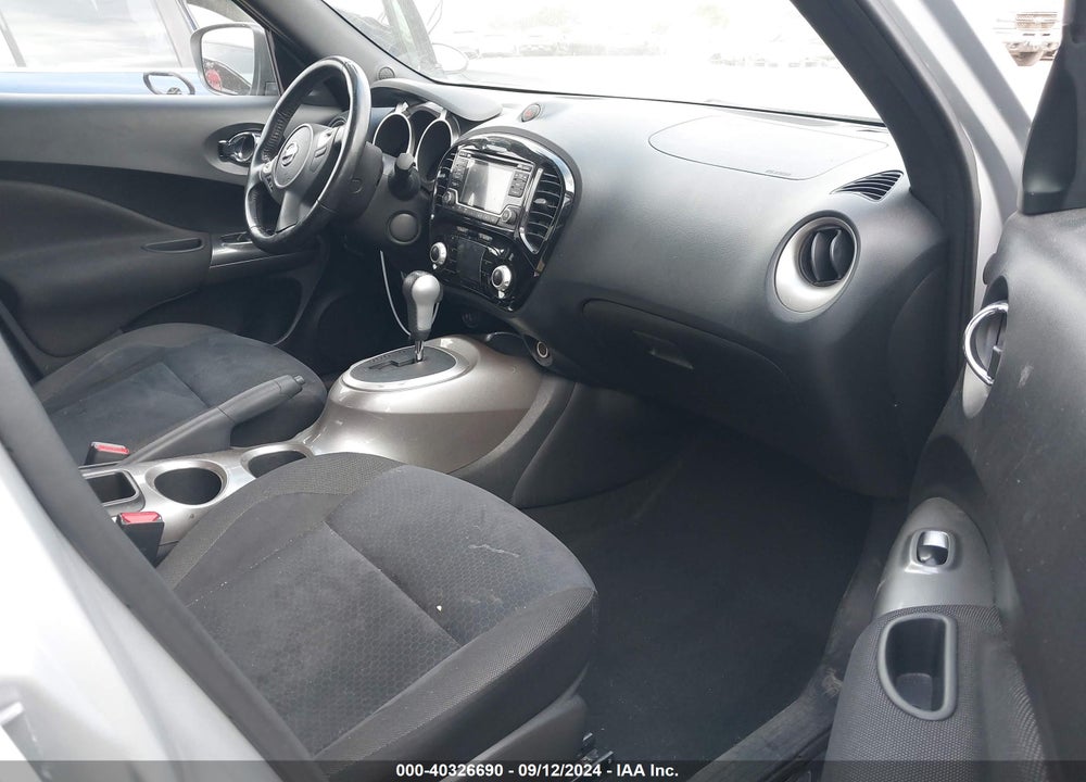 2016 NISSAN JUKE SV VIN: JN8AF5MR5GT606206