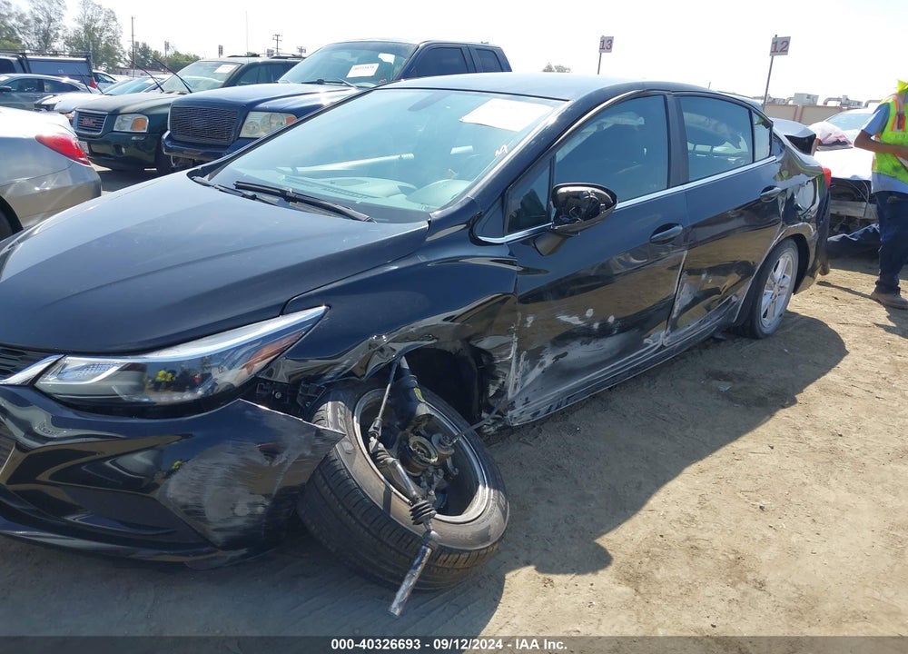 2017 CHEVROLET CRUZE LT AUTO VIN: 1G1BE5SM7H7174036
