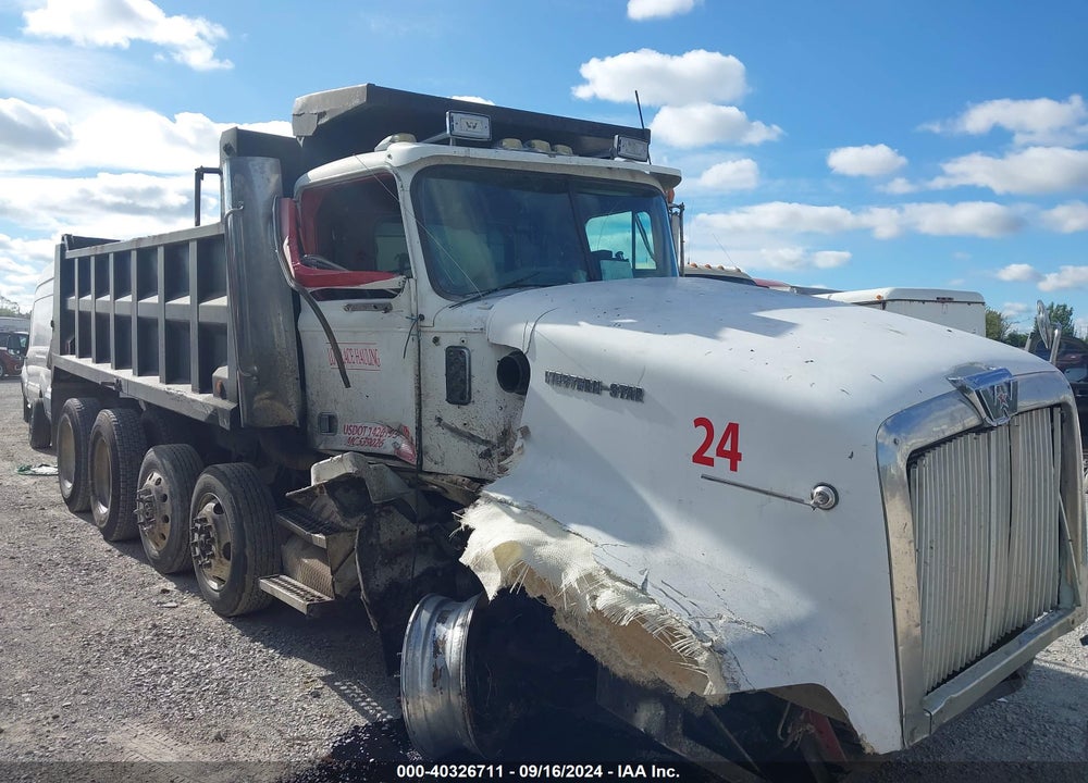 1996 WESTERN STAR/AUTO CAR 5900 5900 VIN: 2WLRDCCF3TK941990