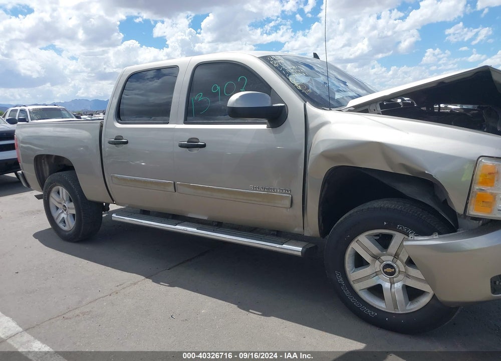 2007 CHEVROLET SILVERADO 1500 LT2 VIN: 2GCEC13J071536825