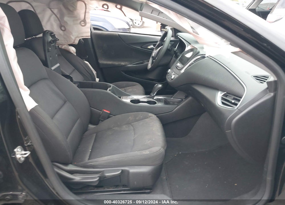 2019 CHEVROLET MALIBU LT VIN: 1G1ZD5ST5KF143468