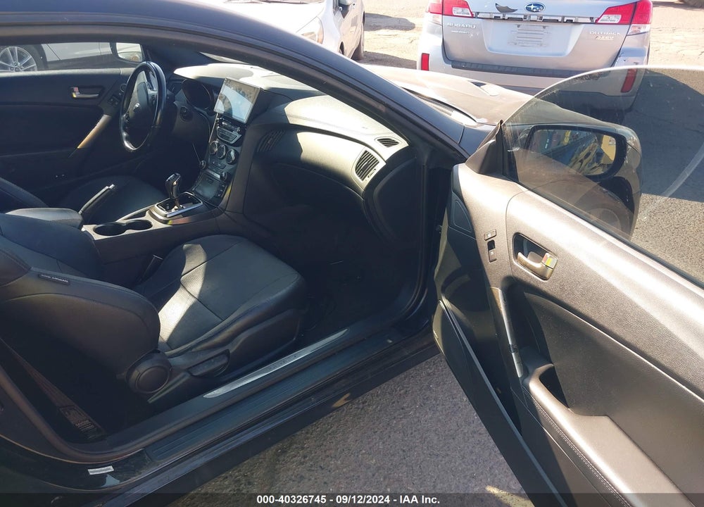 2014 HYUNDAI GENESIS 3.8 ULTIMATE VIN: KMHHU6KJ9EU116146