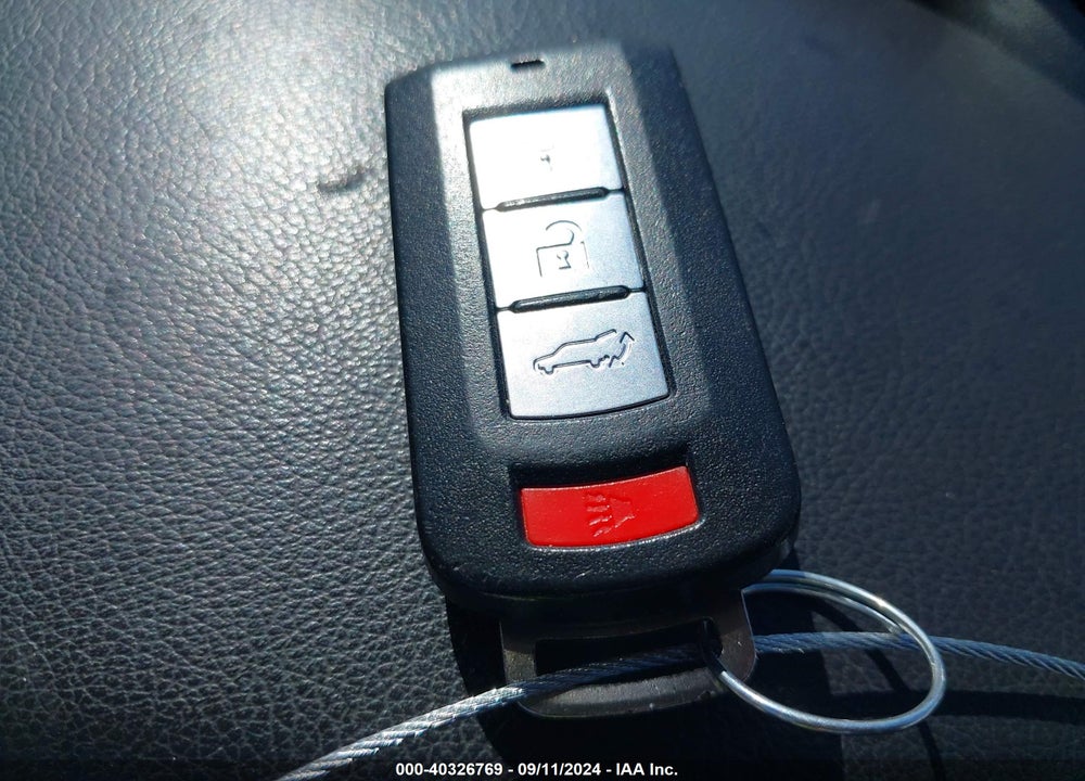 2014 MITSUBISHI OUTLANDER SE VIN: JA4AD3A37EZ004613