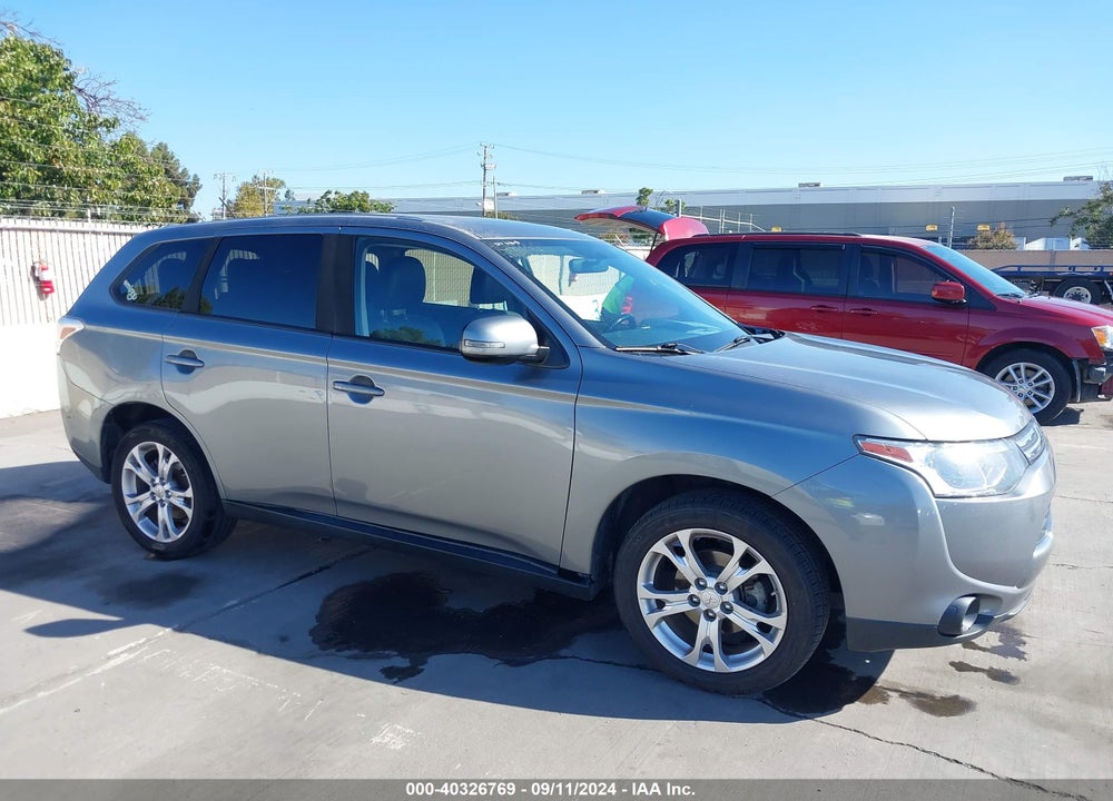 2014 MITSUBISHI OUTLANDER SE VIN: JA4AD3A37EZ004613