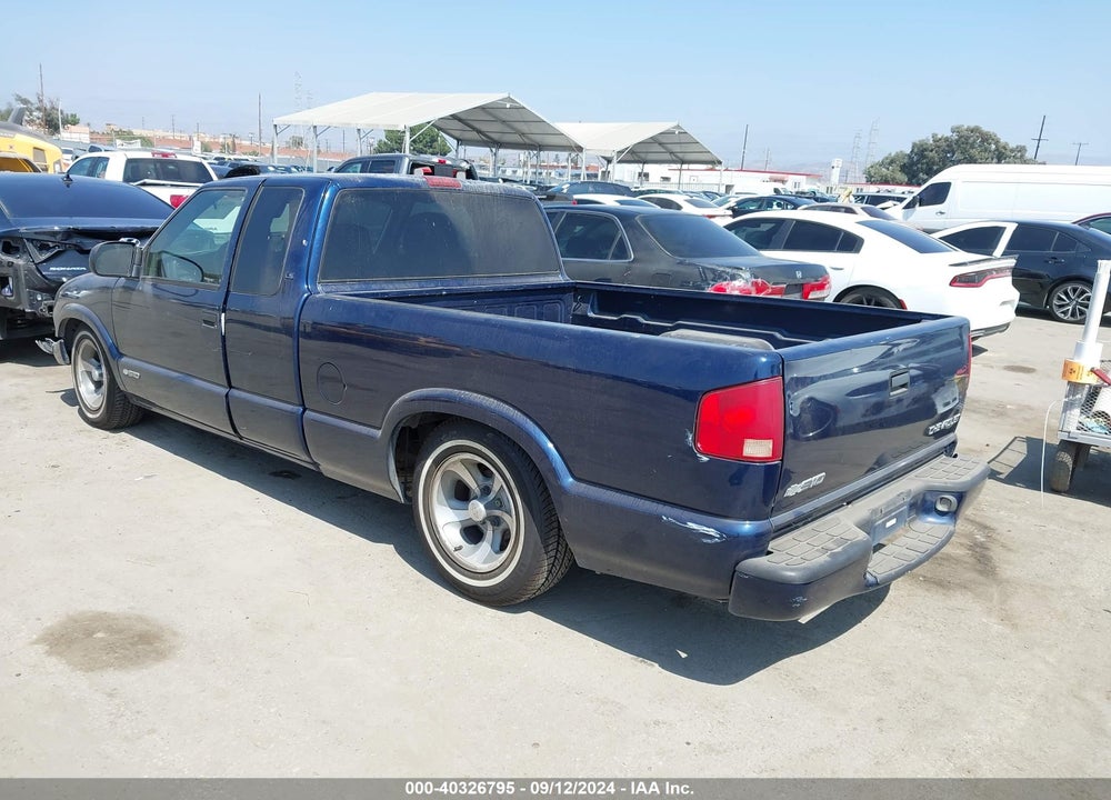 2003 CHEVROLET S-10 LS VIN: 1GCCS19H538189739