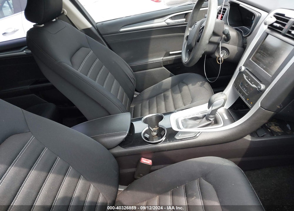 2015 FORD FUSION VIN: 1FA6P0H73F5120738