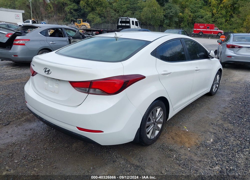 2014 HYUNDAI ELANTRA SE VIN: 5NPDH4AE2EH510209