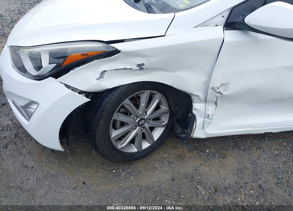 2014 HYUNDAI ELANTRA SE VIN: 5NPDH4AE2EH510209