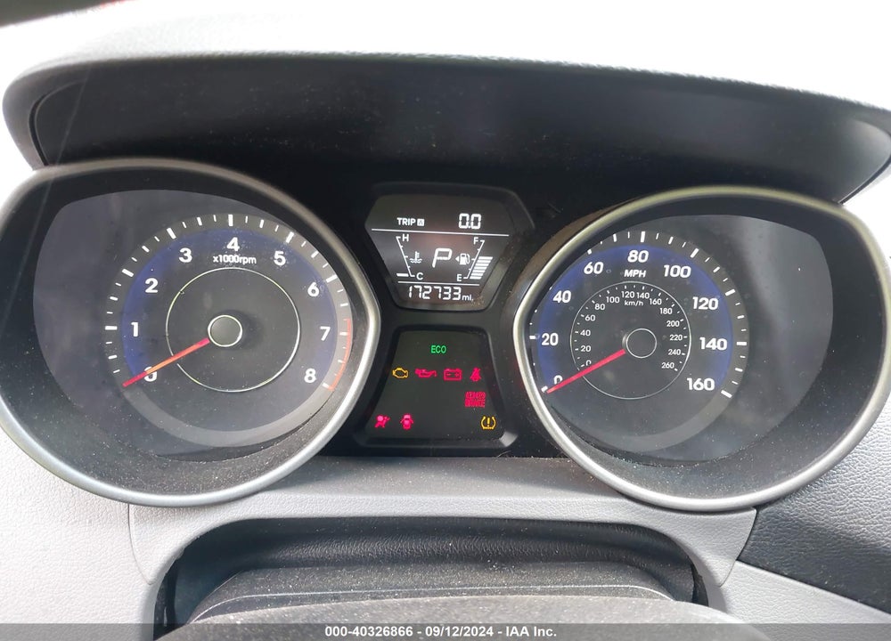 2014 HYUNDAI ELANTRA SE VIN: 5NPDH4AE2EH510209
