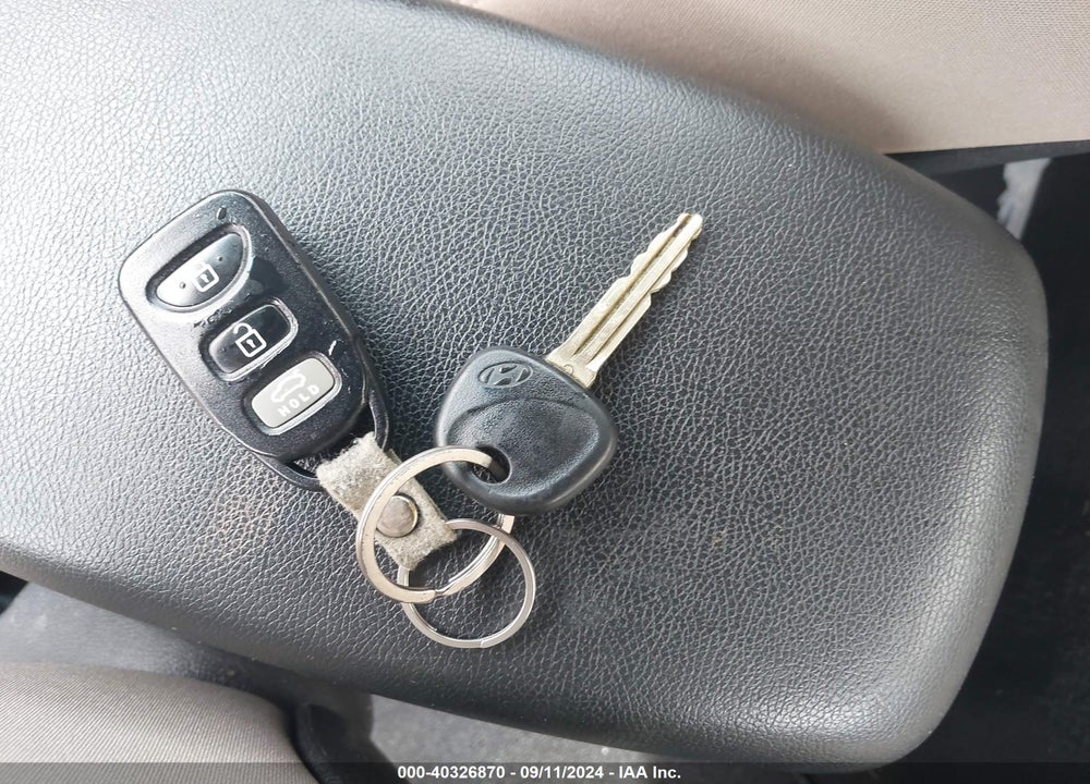 2016 HYUNDAI ELANTRA SE VIN: 5NPDH4AE0GH671421