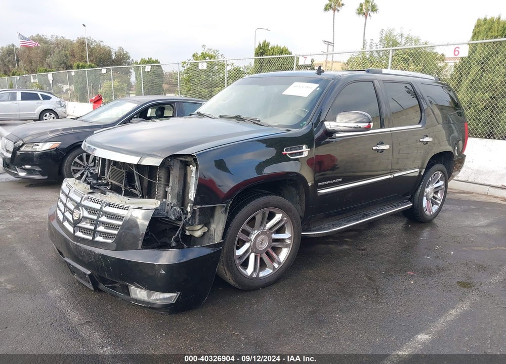 2010 CADILLAC ESCALADE LUXURY VIN: 1GYUKBEF5AR153596