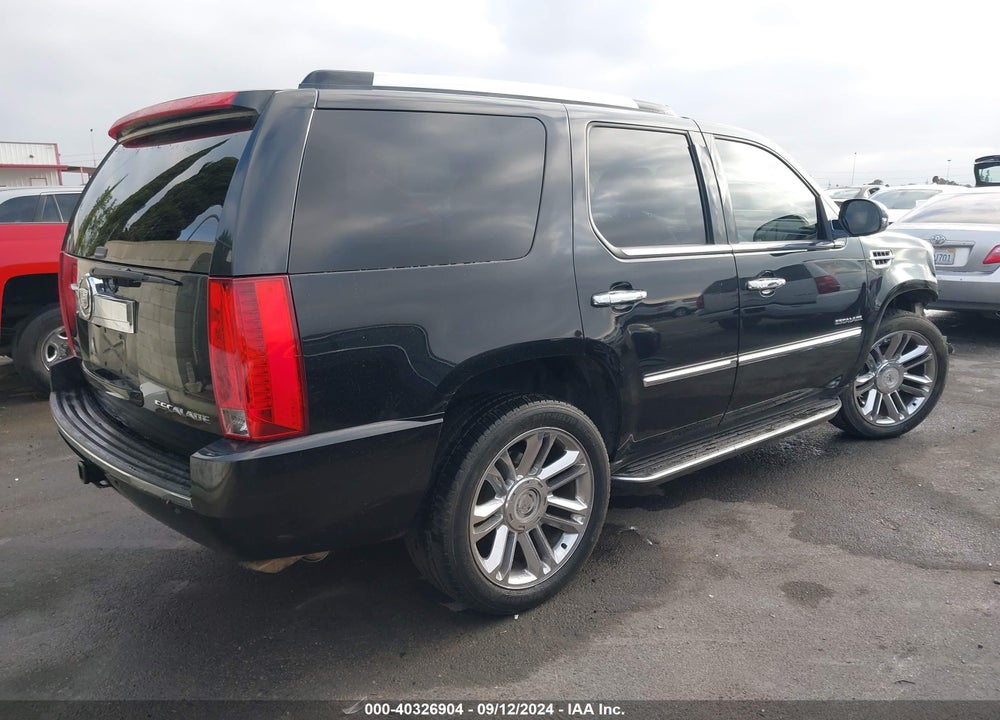 2010 CADILLAC ESCALADE LUXURY VIN: 1GYUKBEF5AR153596