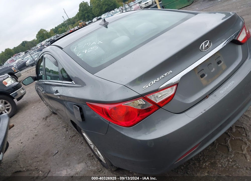 2013 HYUNDAI SONATA GLS VIN: 5NPEB4AC6DH678339