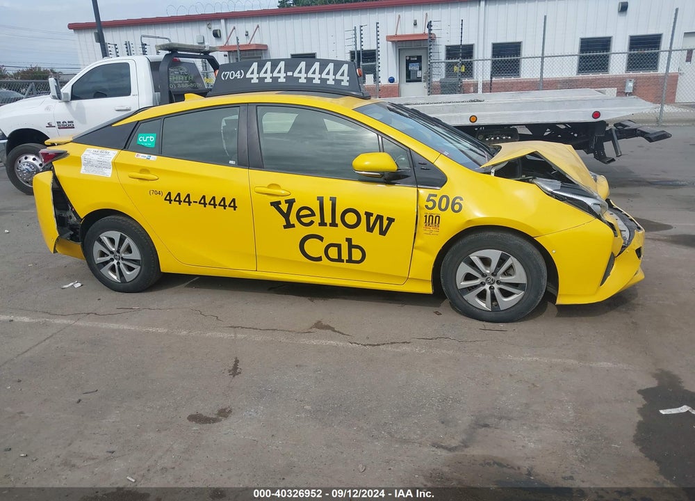 2018 TOYOTA PRIUS THREE VIN: JTDKARFU3J3062853