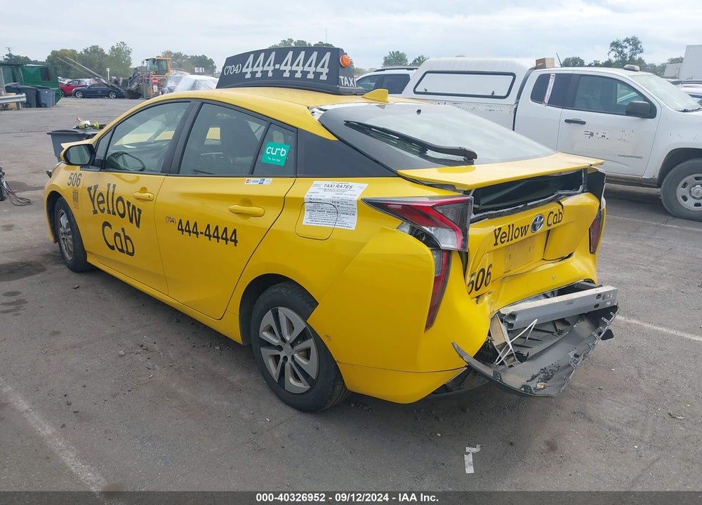 2018 TOYOTA PRIUS THREE VIN: JTDKARFU3J3062853