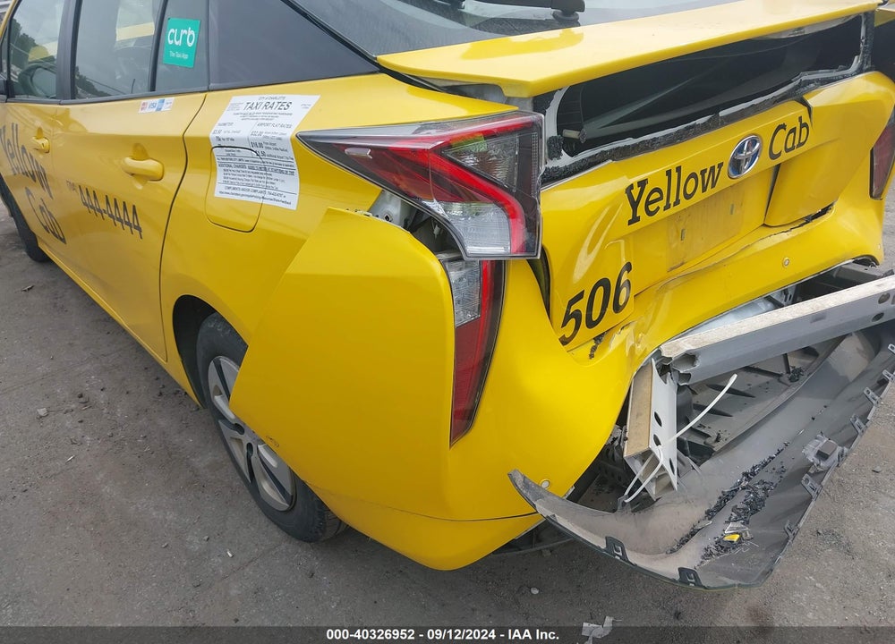 2018 TOYOTA PRIUS THREE VIN: JTDKARFU3J3062853