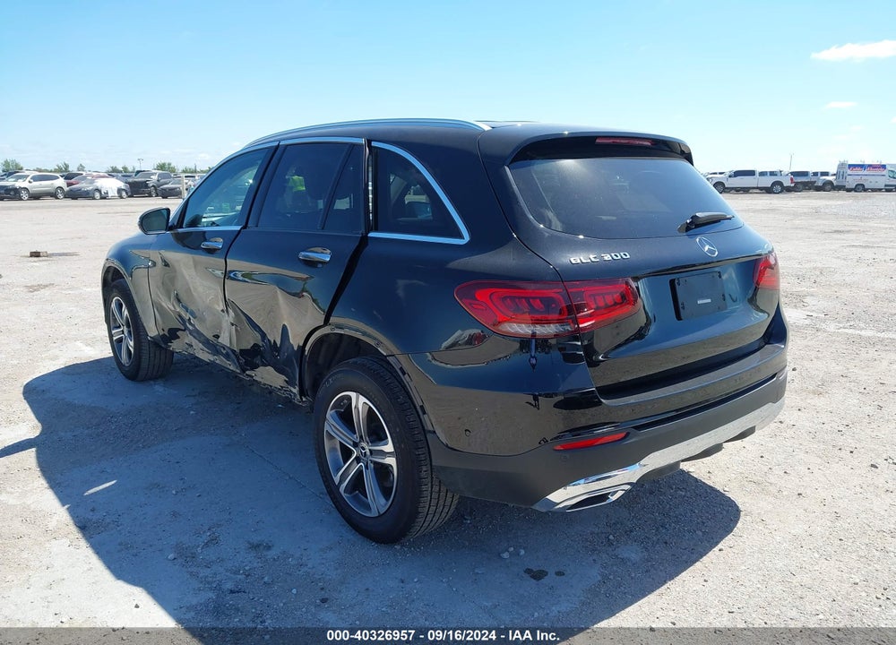 2022 MERCEDES-BENZ GLC 300 SUV VIN: W1N0G8DB2NG109640