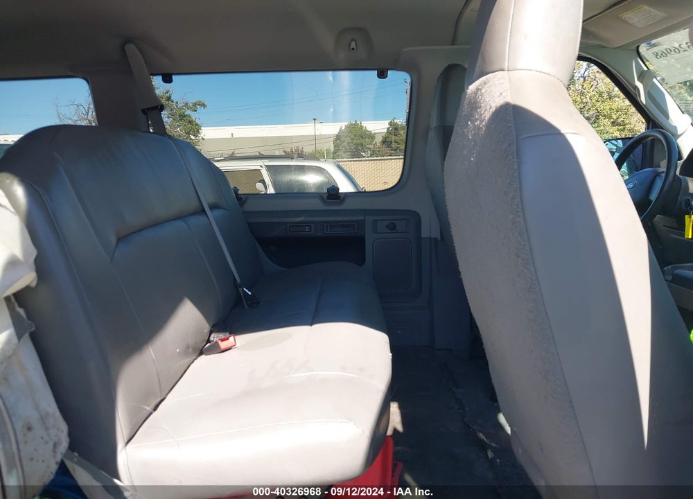 2011 FORD E-350 SUPER DUTY XL VIN: 1FBSS3BL7BDA00217