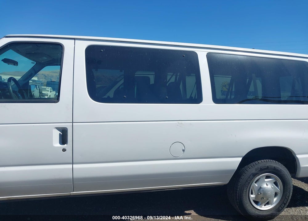 2011 FORD E-350 SUPER DUTY XL VIN: 1FBSS3BL7BDA00217