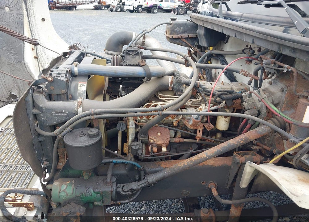 1998 FREIGHTLINER MEDIUM CONVENTIONAL FL70 VIN: 1FV6HFAA2WH903018