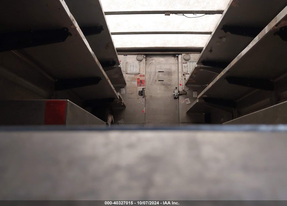 2006 FREIGHTLINER CHASSIS M LINE WALK-IN VAN VIN: 4UZAANBW26CW07083