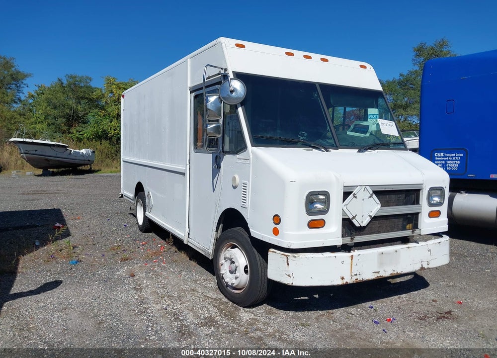 2006 FREIGHTLINER CHASSIS M LINE WALK-IN VAN VIN: 4UZAANBW26CW07083