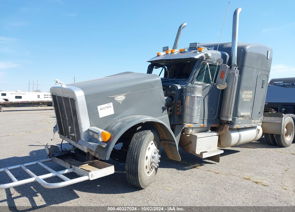 1997 PETERBILT 379 VIN: 1XP5DB9X4VD412412