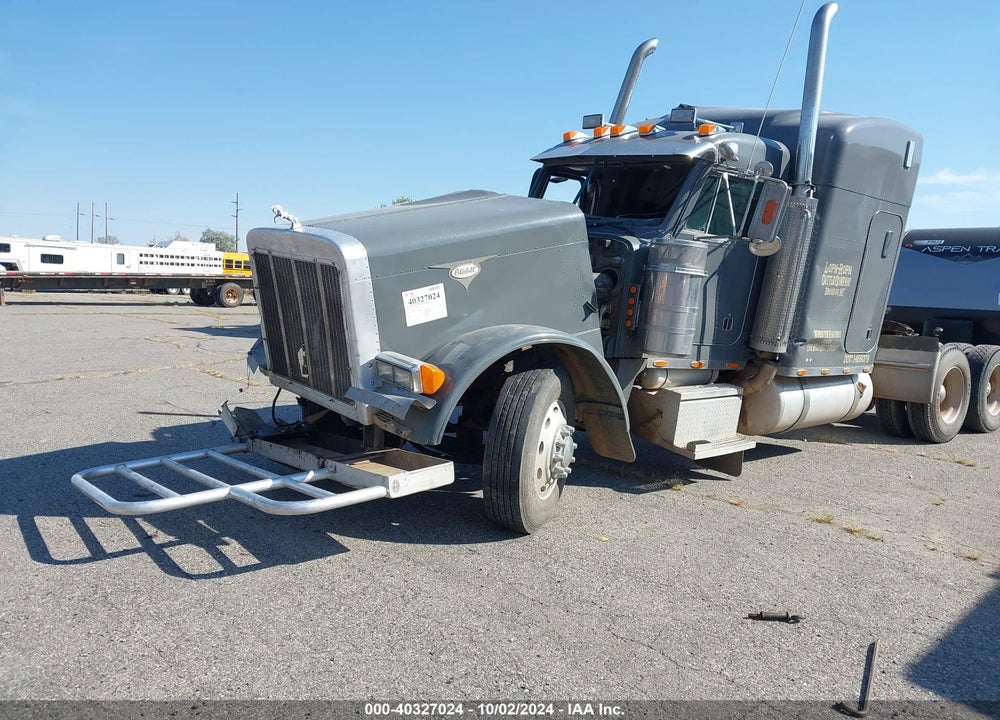 1997 PETERBILT 379 VIN: 1XP5DB9X4VD412412