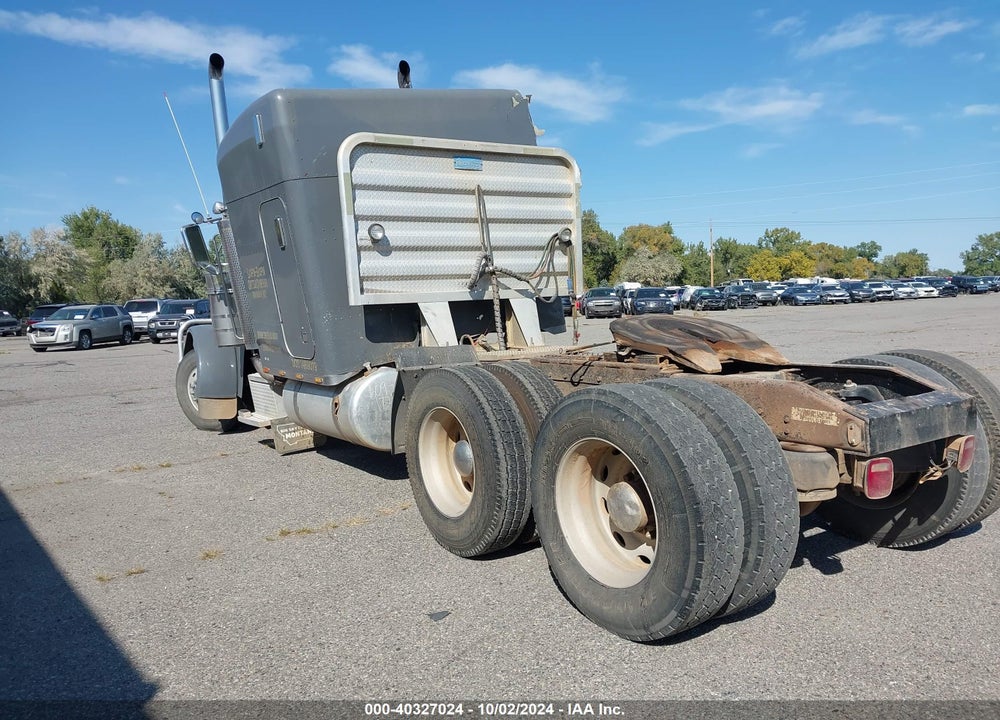 1997 PETERBILT 379 VIN: 1XP5DB9X4VD412412