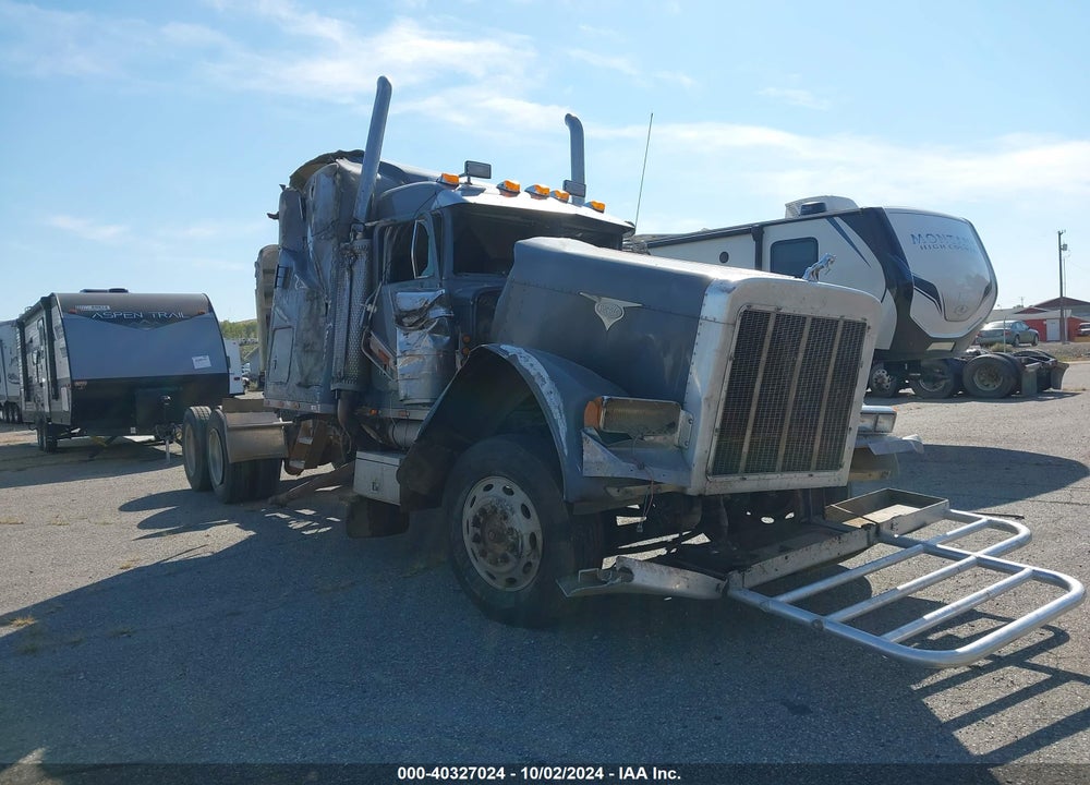 1997 PETERBILT 379 VIN: 1XP5DB9X4VD412412