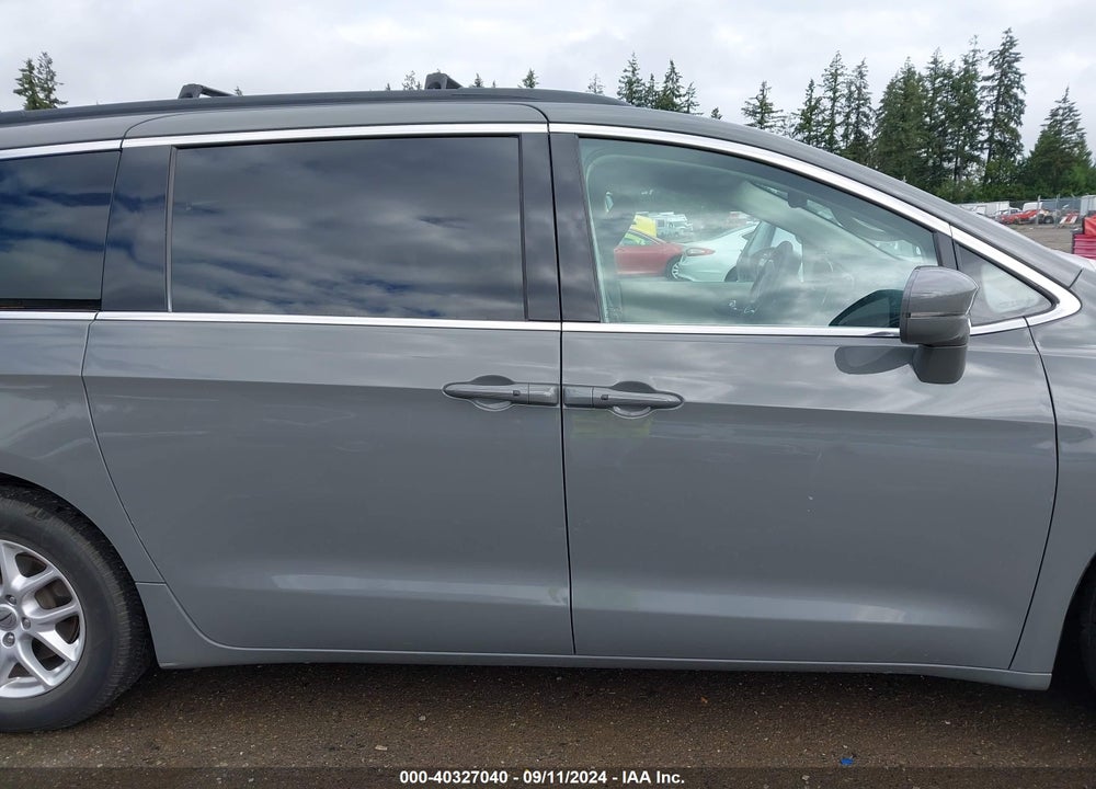 2022 CHRYSLER PACIFICA TOURING L VIN: 2C4RC1BG0NR198297