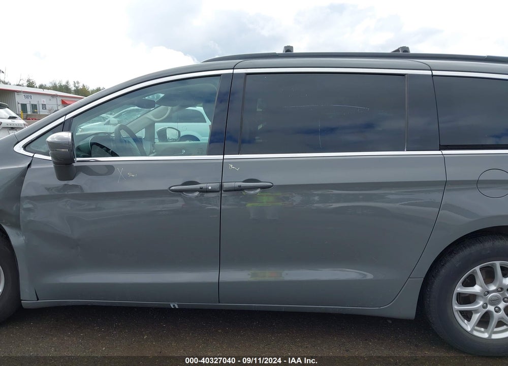 2022 CHRYSLER PACIFICA TOURING L VIN: 2C4RC1BG0NR198297